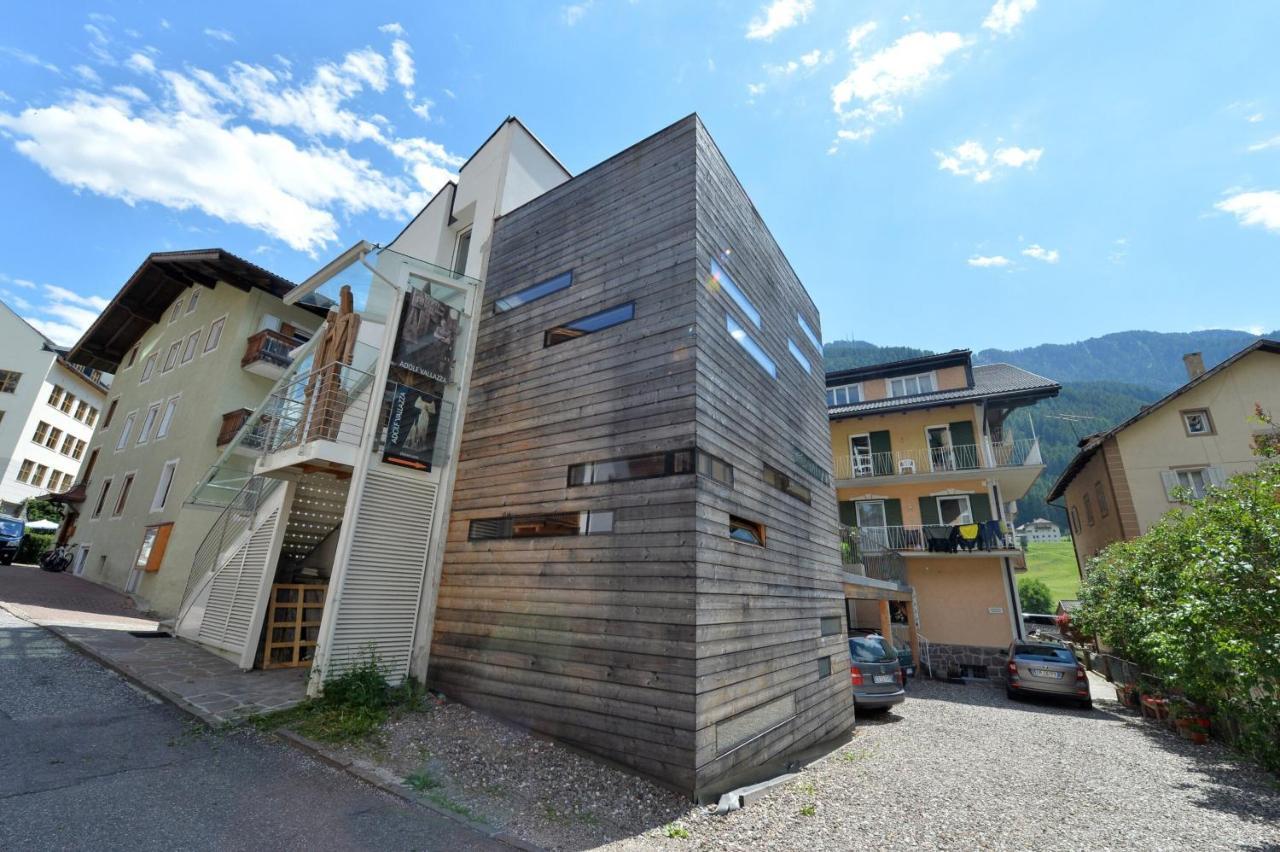 Design Lodge The Cube Ortisei Exterior photo